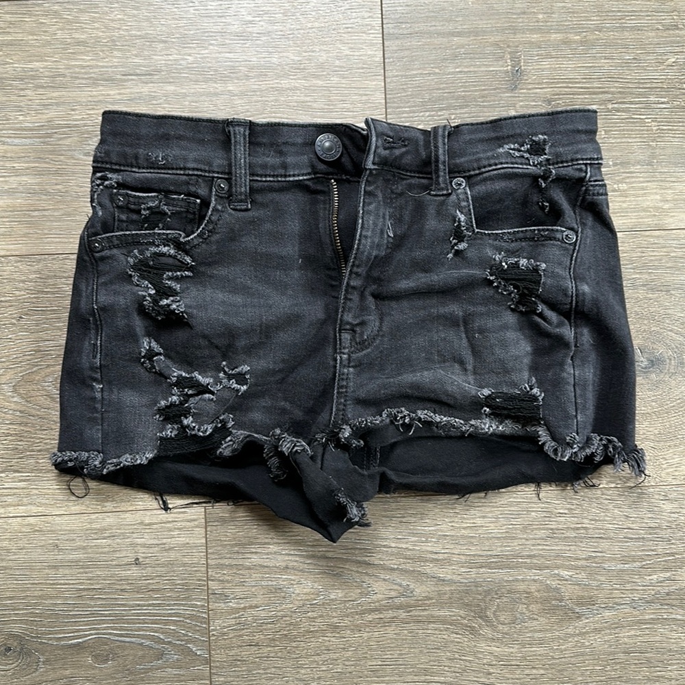 American Eagle black high rise Shortie